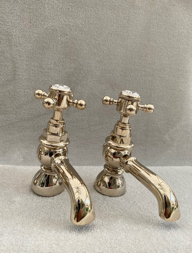 York style antique gold wash - style,